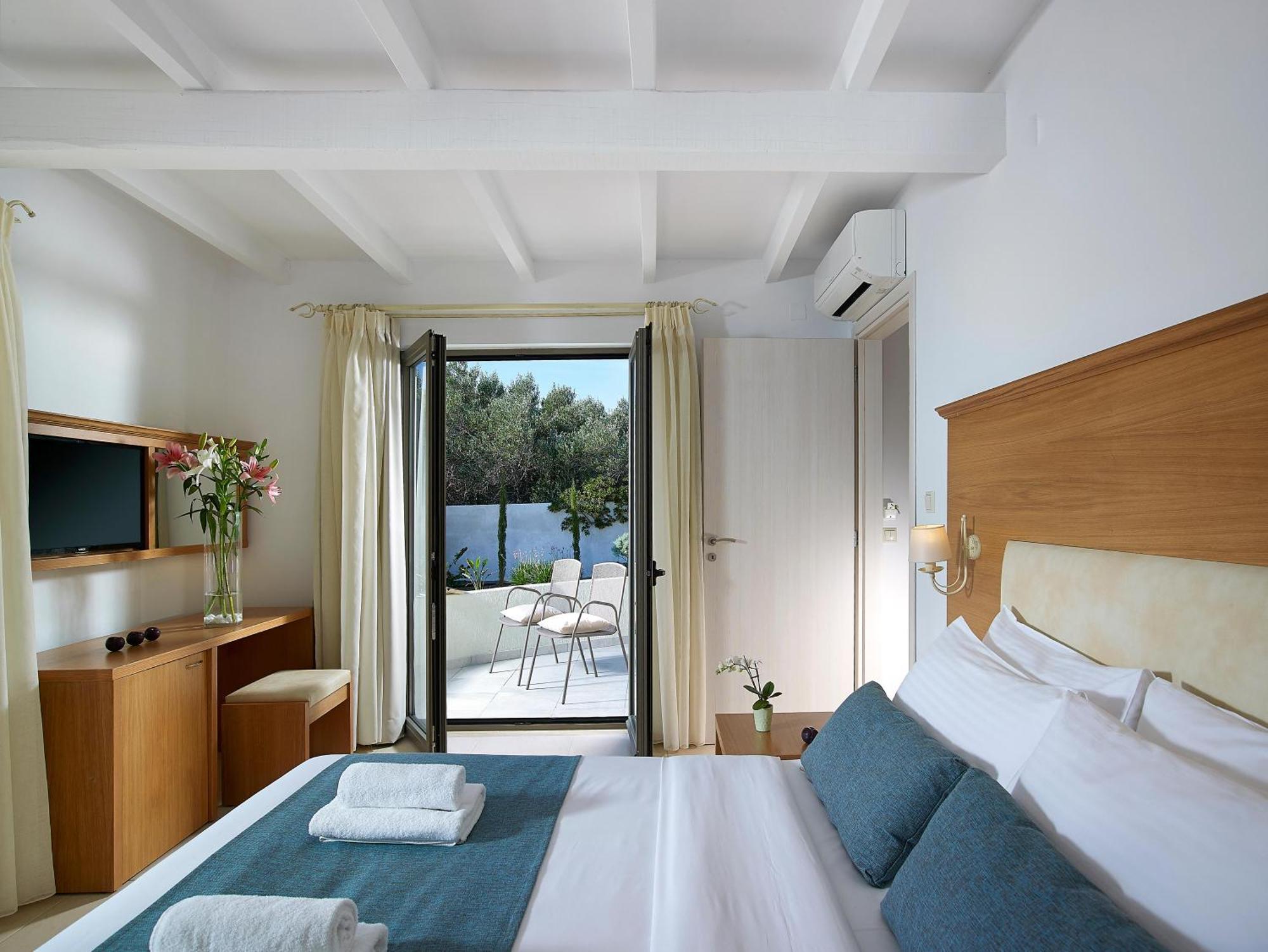 Coriva Beach Hotel & Bungalows Кутсунари Экстерьер фото